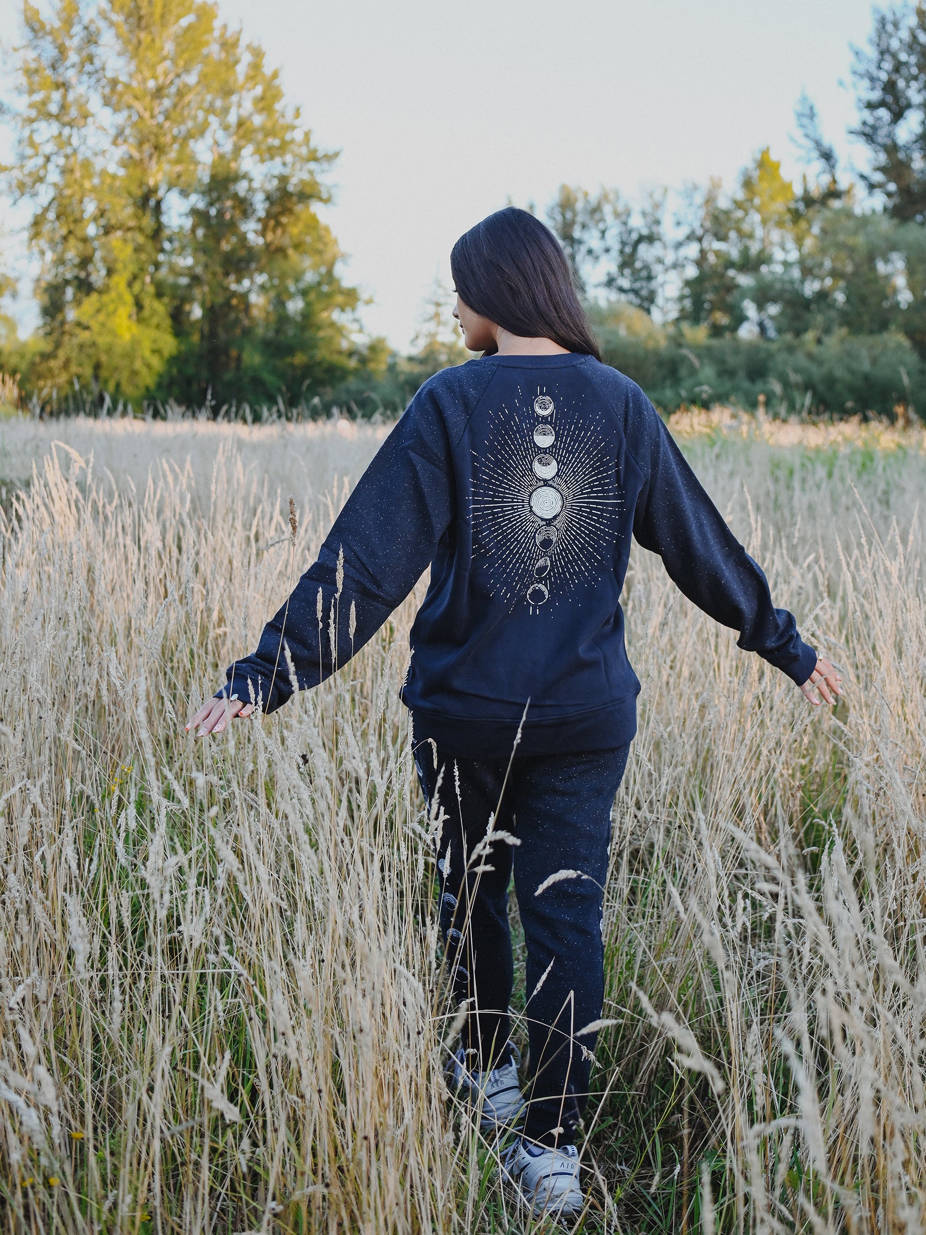 Moonshine Raglan Pullover