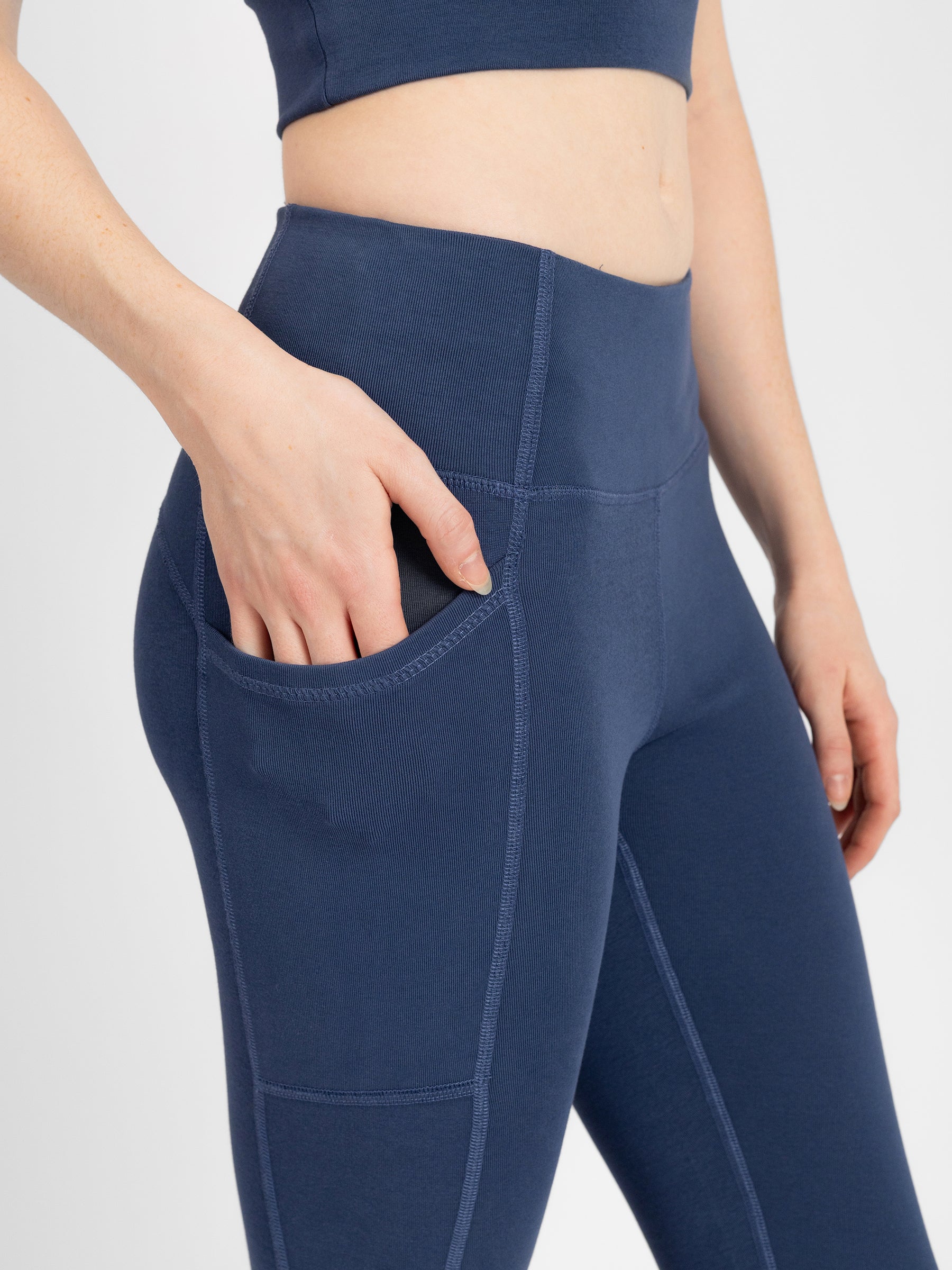 PlantTec™ Organic Crop/Petite Leggings | Blueberry
