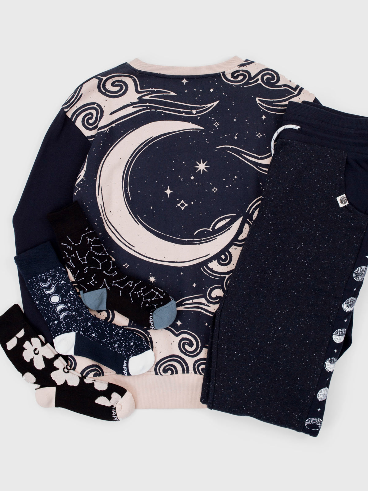 Reverie de Lune Pullover Bundle