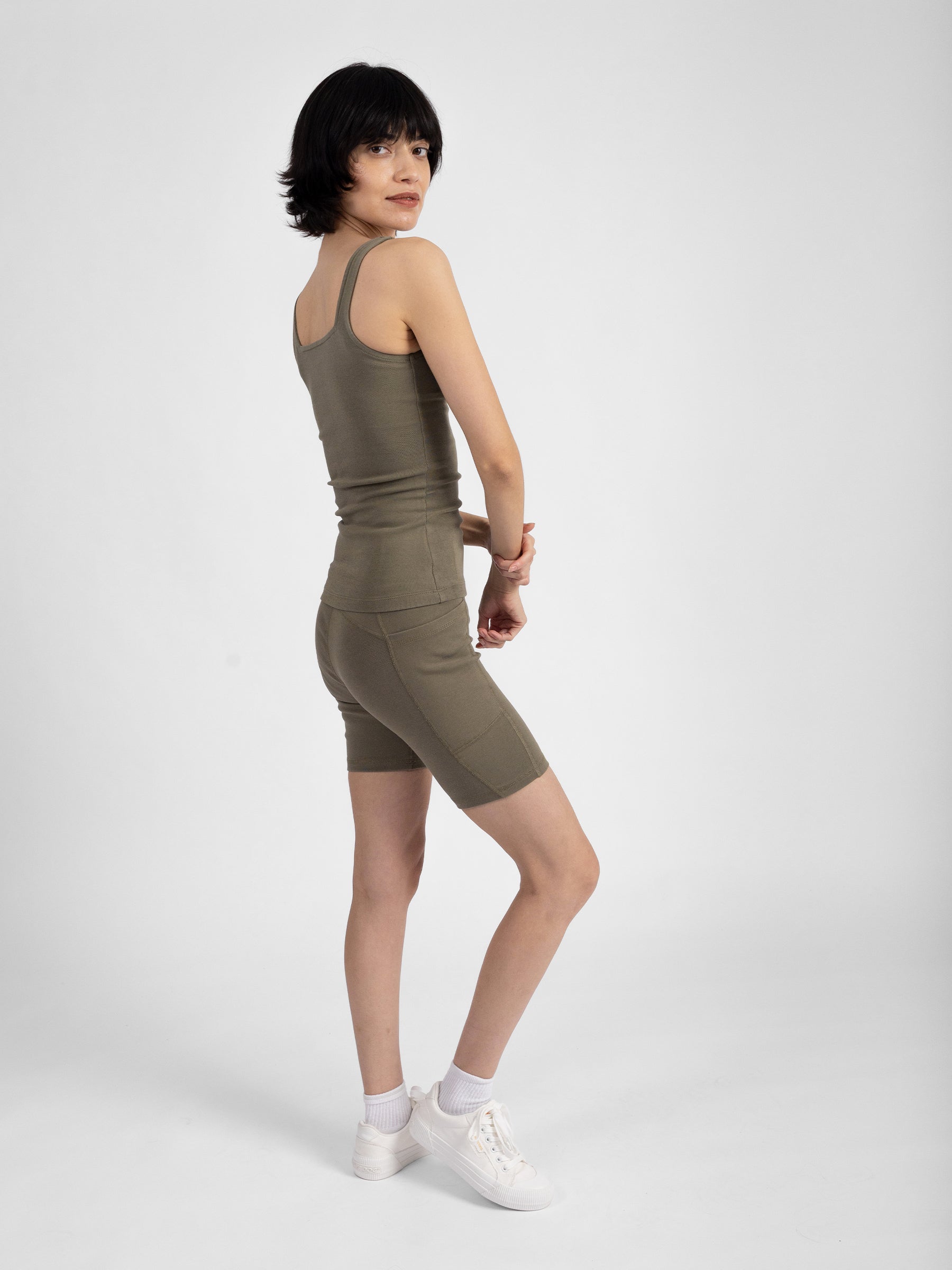 PlantTec™ Organic Reversible Contour Tank | Cypress