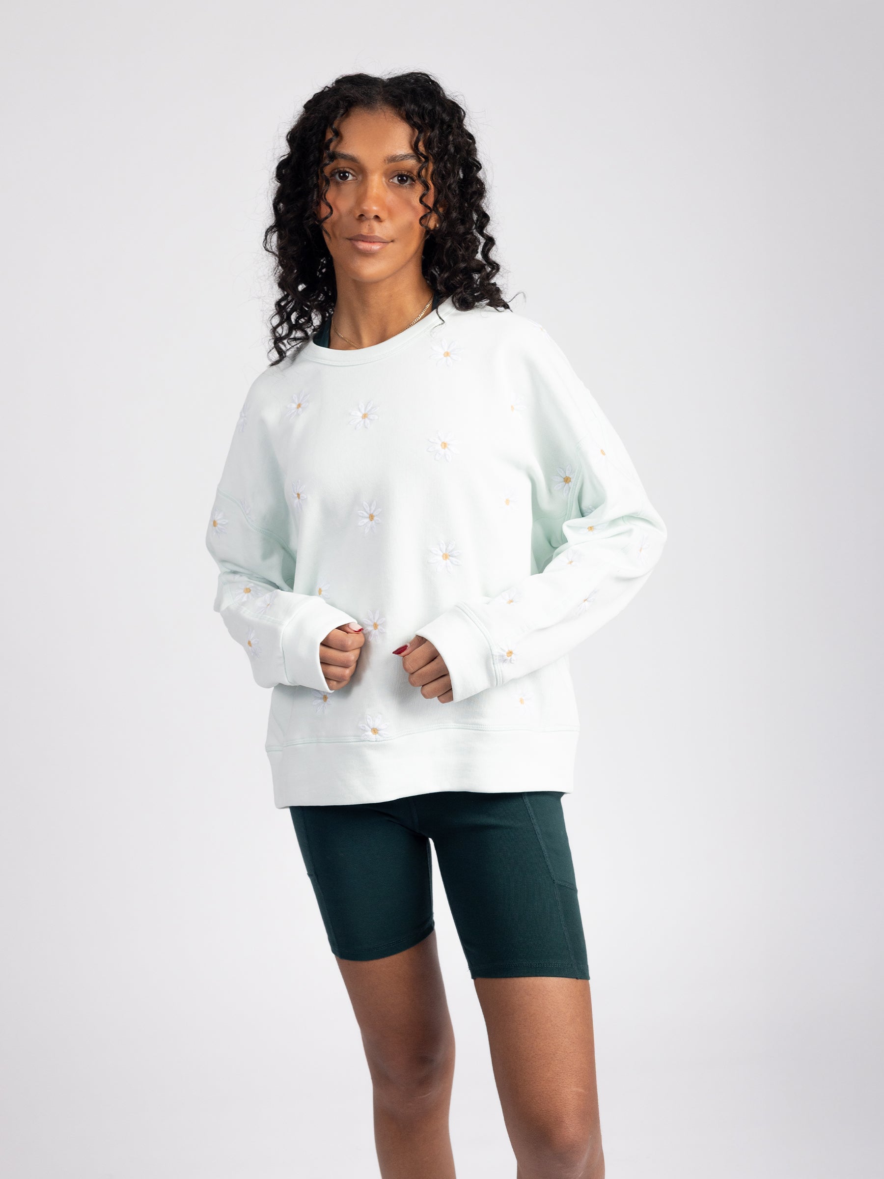DAISIES Embroidered Organic Pullover