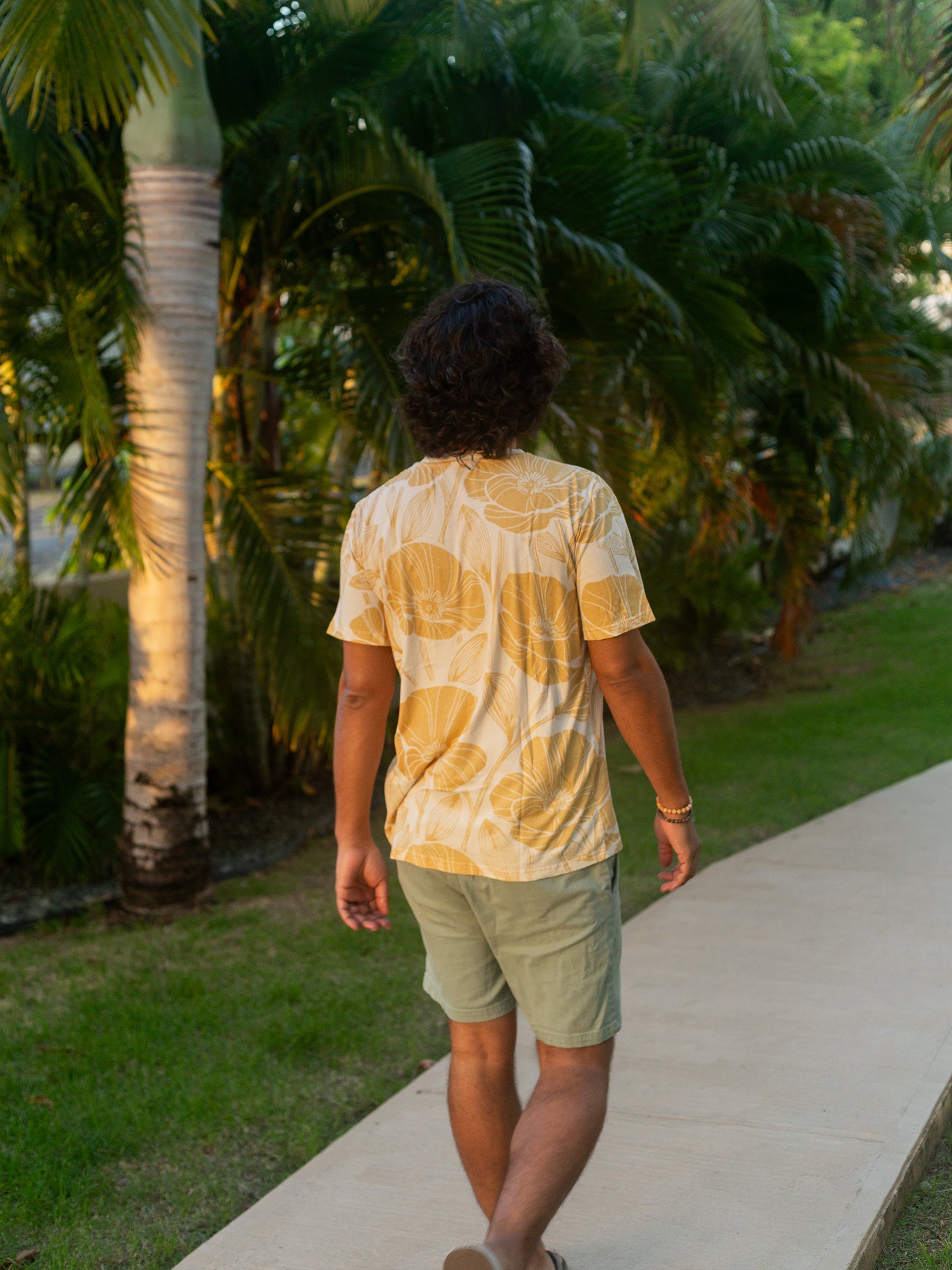 Low Tide Tee | Poppies-Organic Tee-Happy Earth