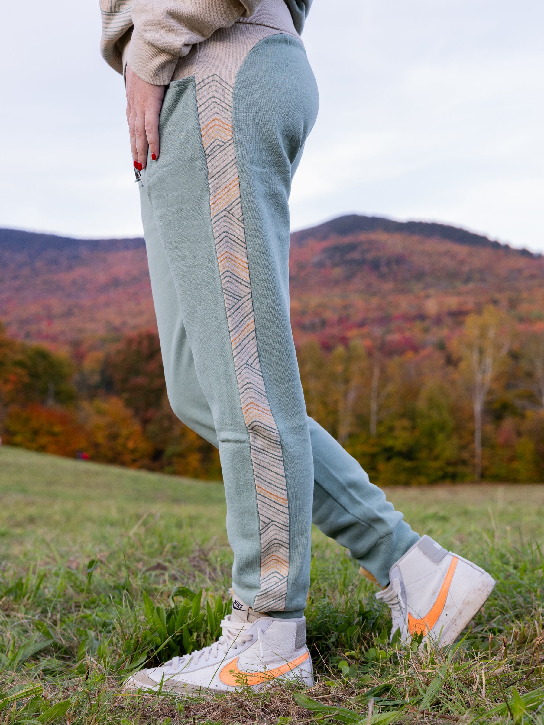 Rainbow Mountain Joggers-Organic Joggers-Happy Earth