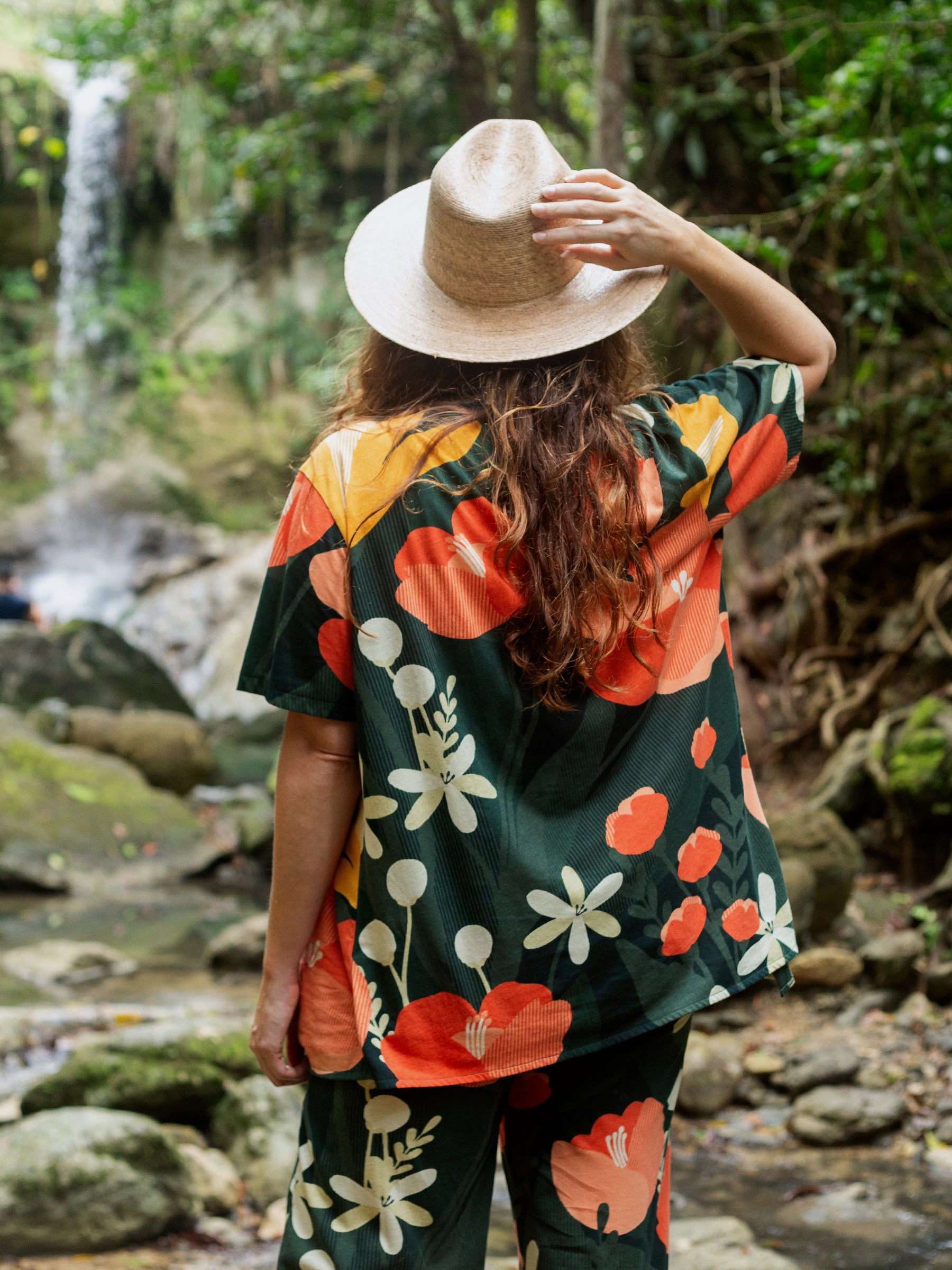 Rincón Shirt | Paradise-Organic Tee-Happy Earth