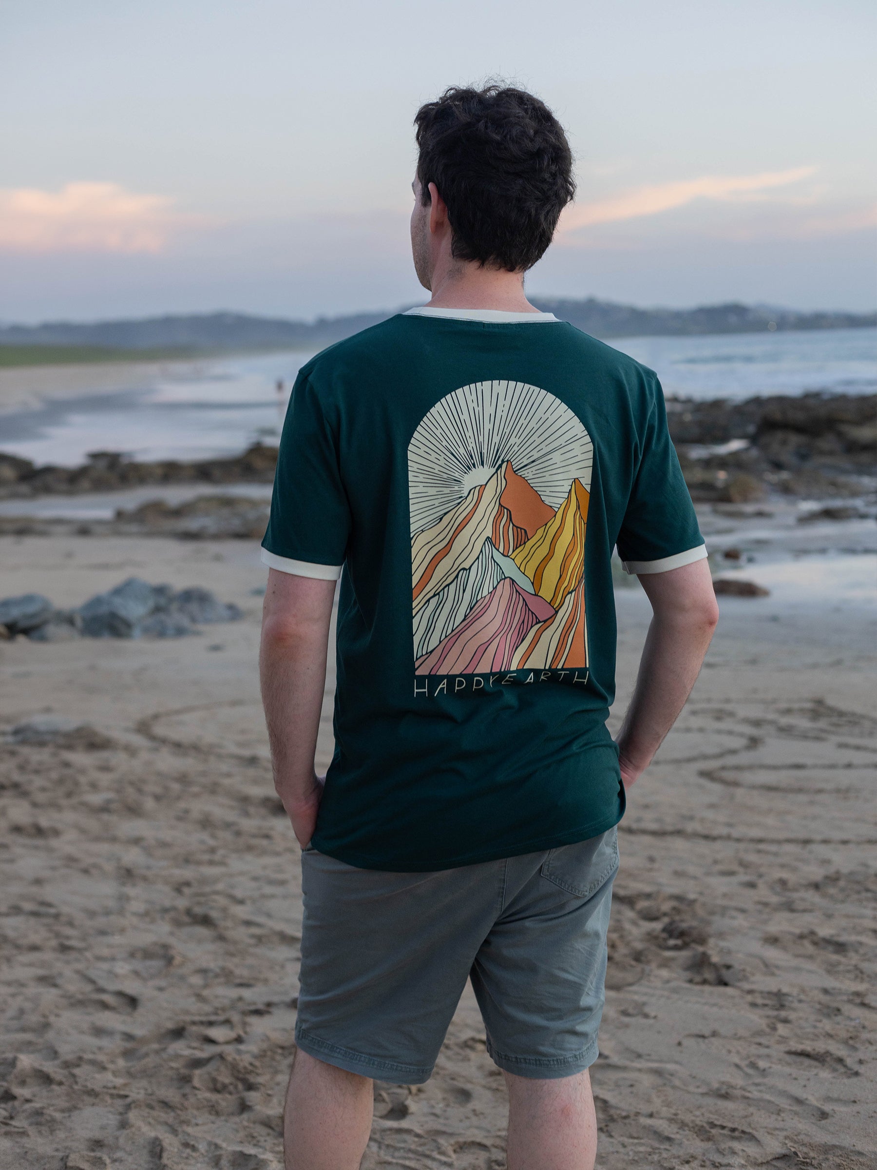Relaxed Tee | Colorful Mountains