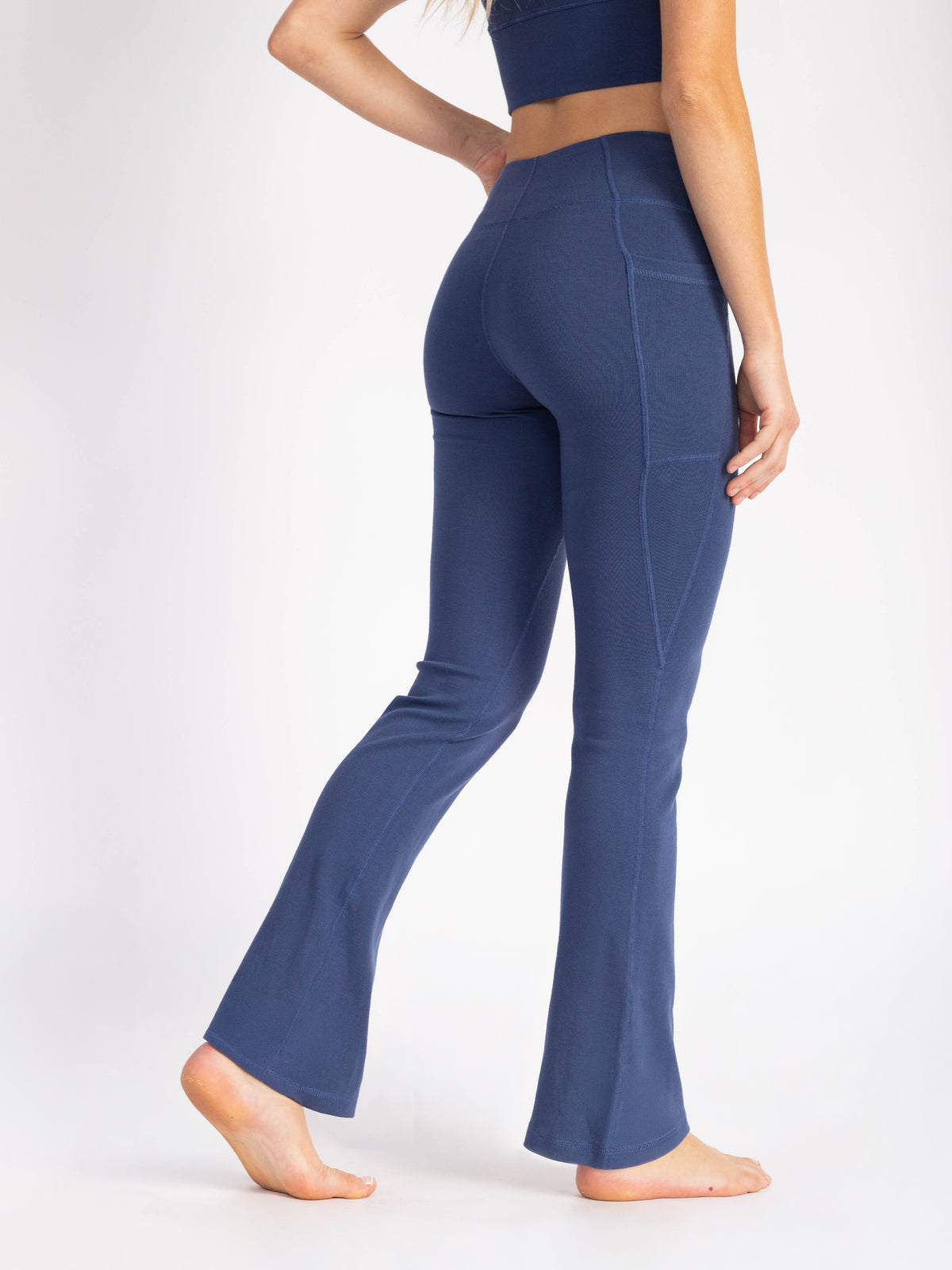 PlantTec™ Organic Flare Leggings | Blueberry