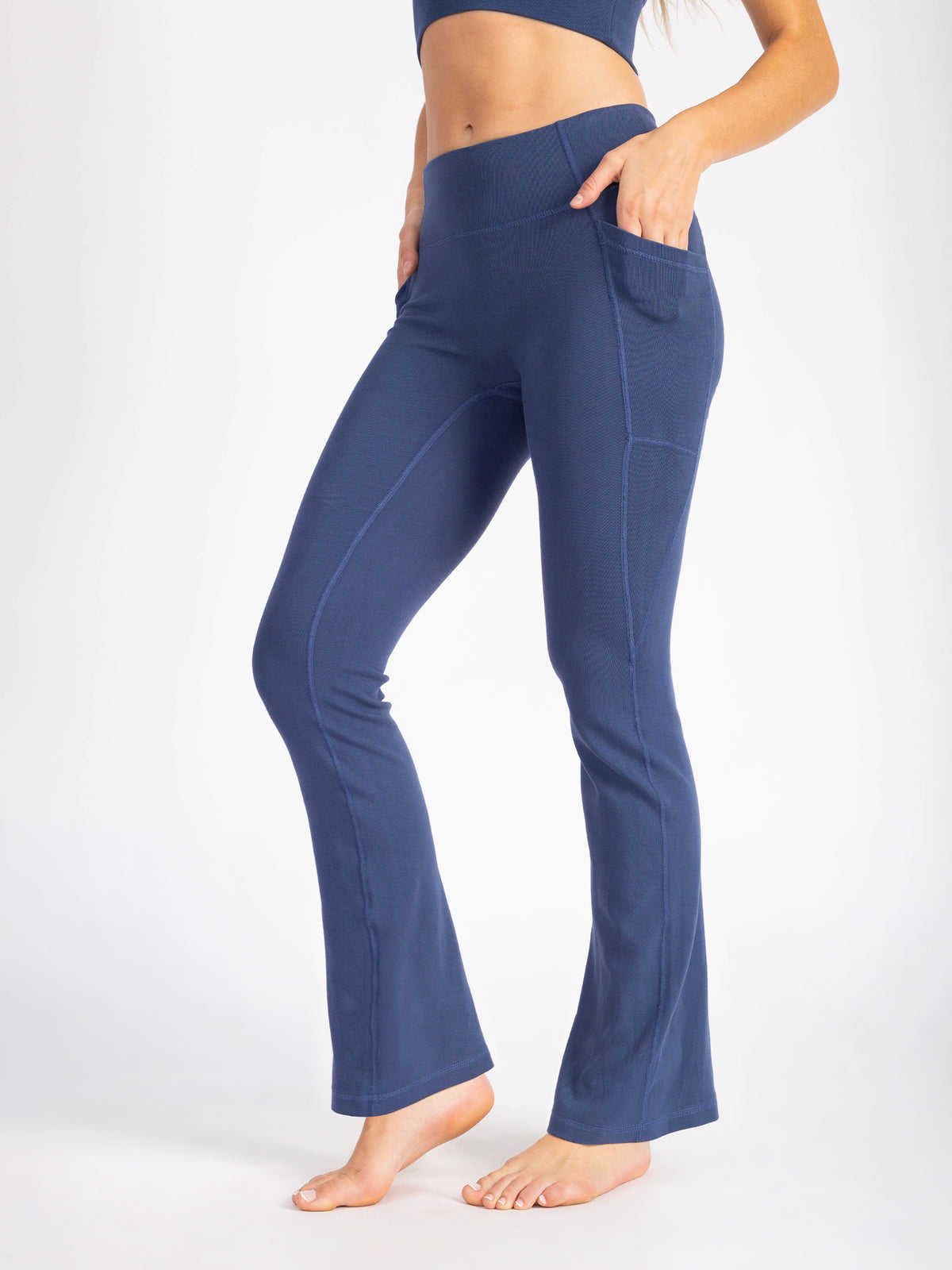 PlantTec™ Organic Flare Leggings | Blueberry