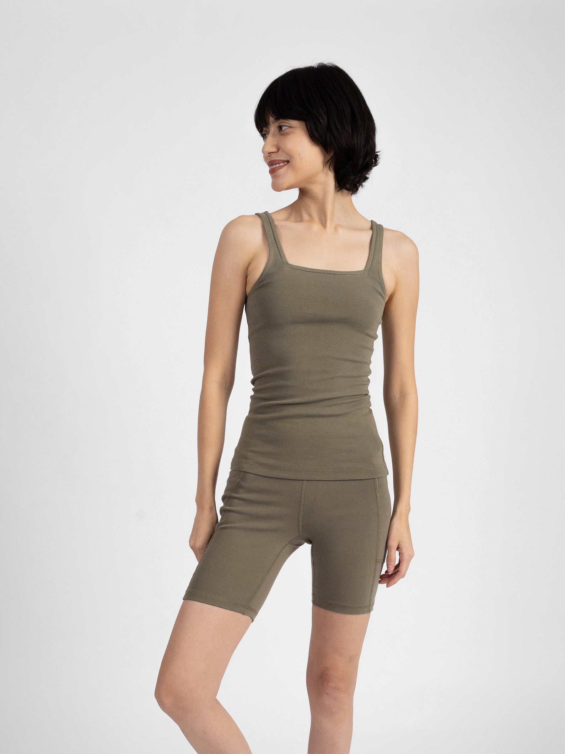 PlantTec™ Organic Reversible Contour Tank | Cypress