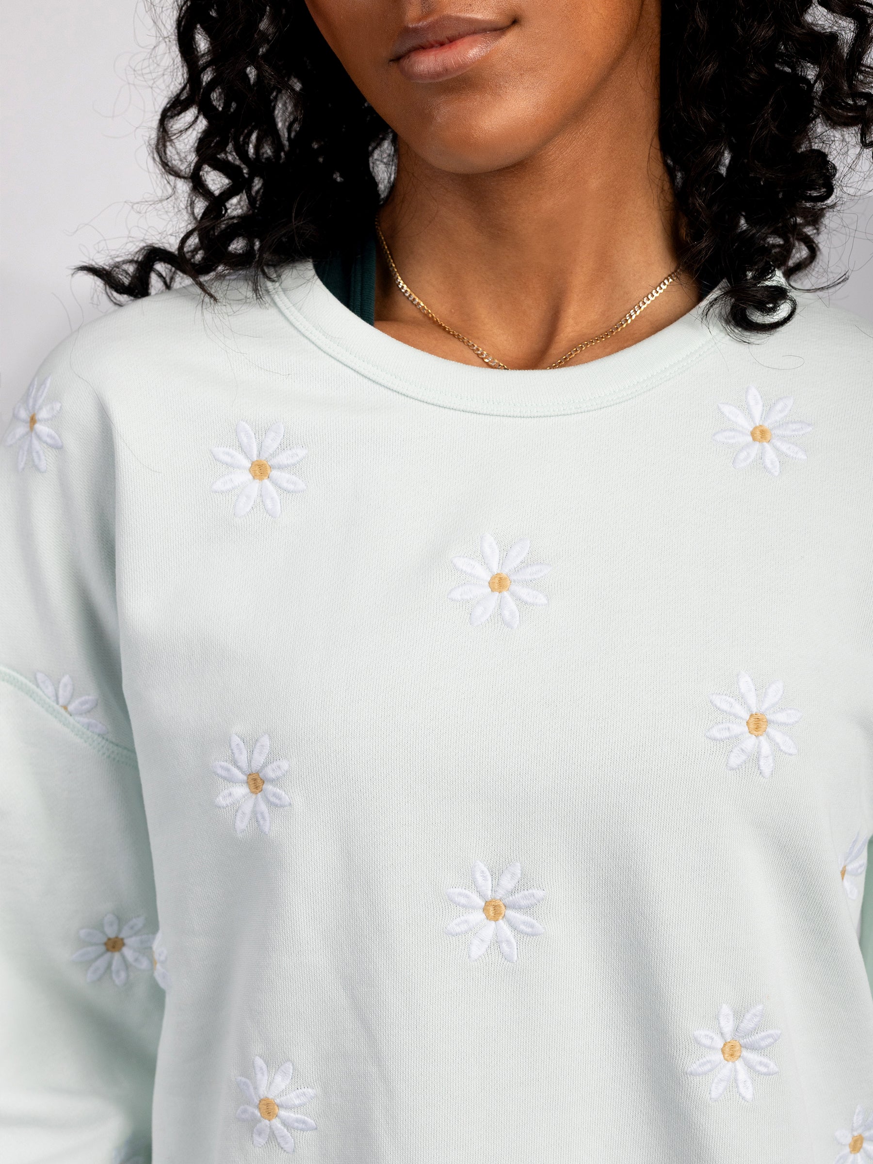 DAISIES Embroidered Organic Pullover