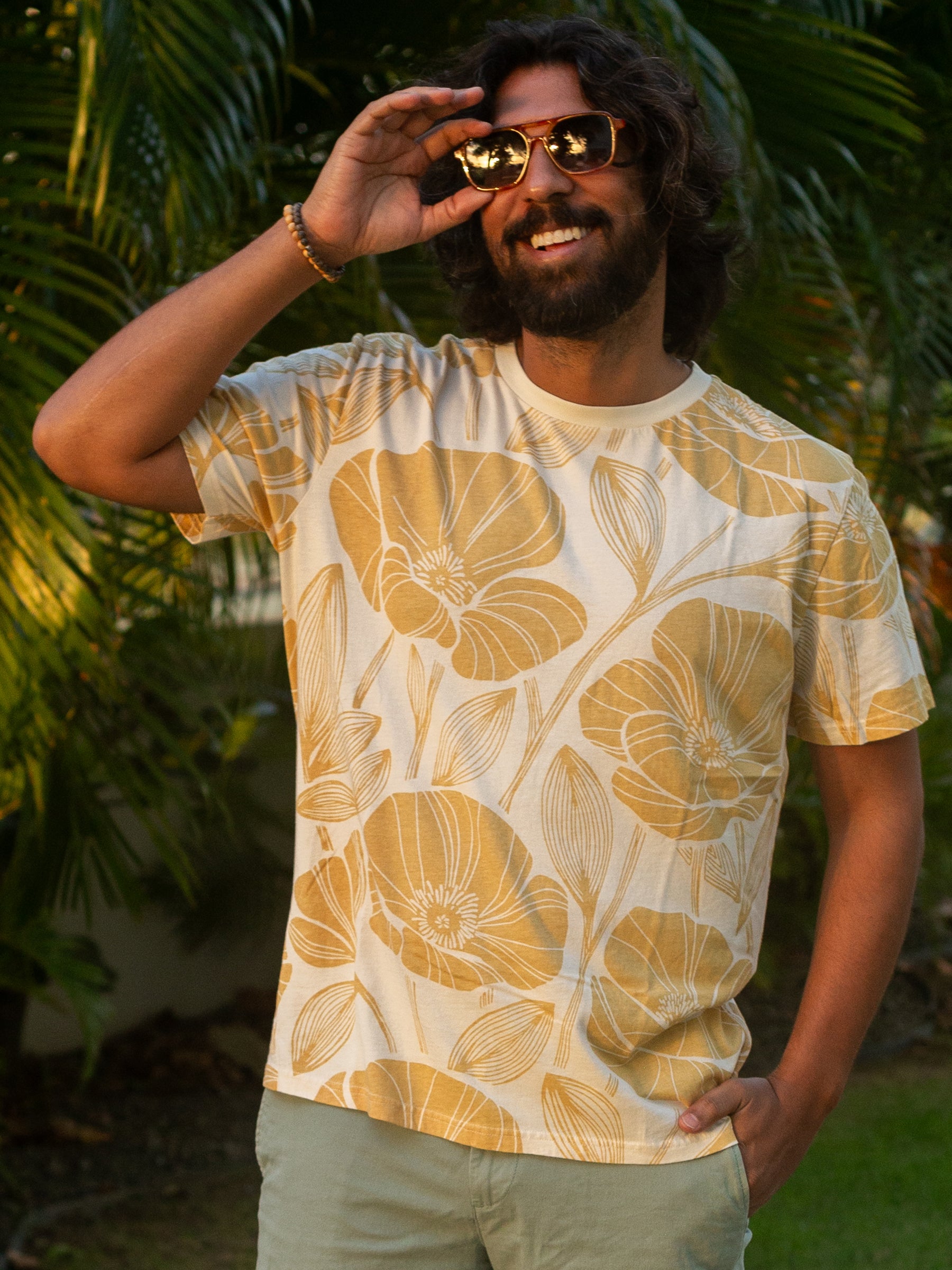 Low Tide Tee | Poppies-Organic Tee-Happy Earth
