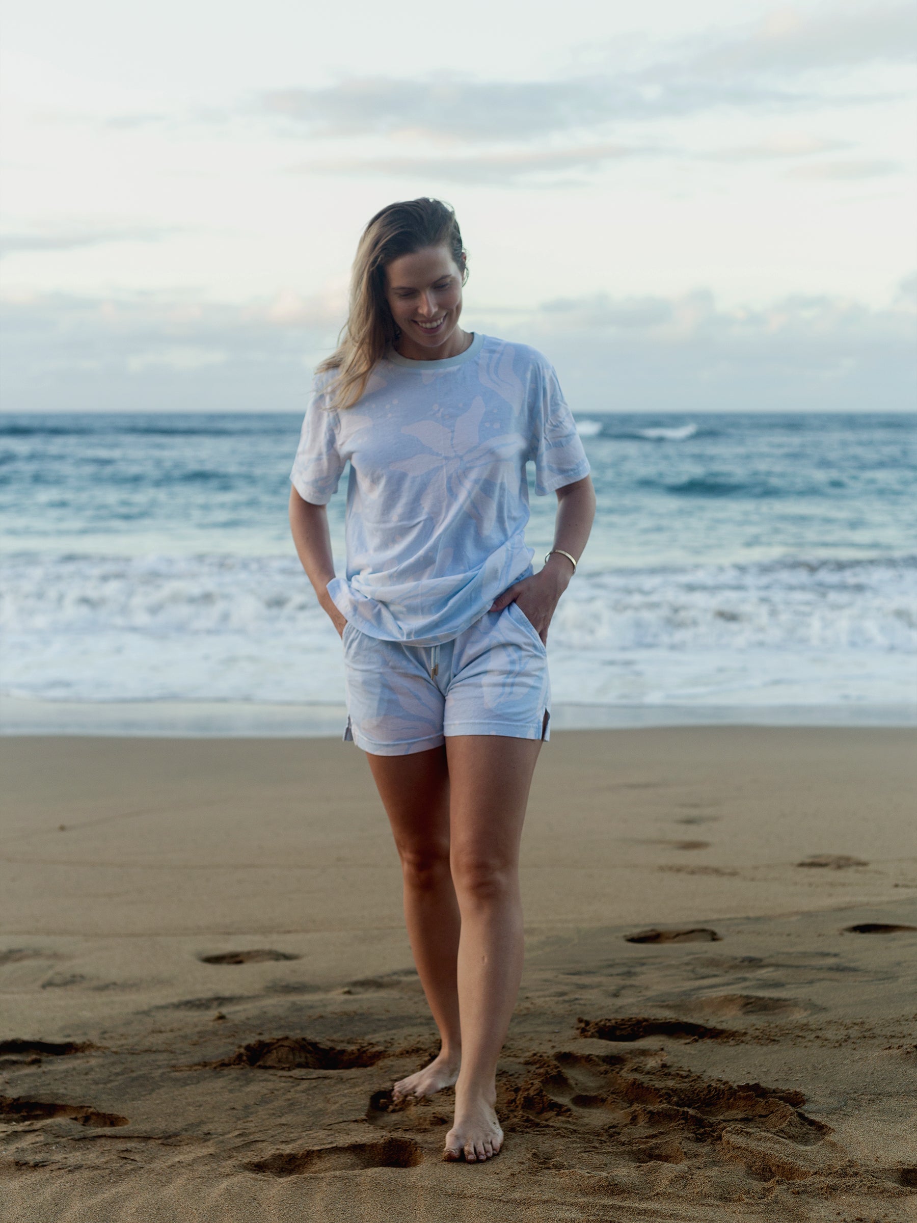 Low Tide Tee | Naupaka Blossom