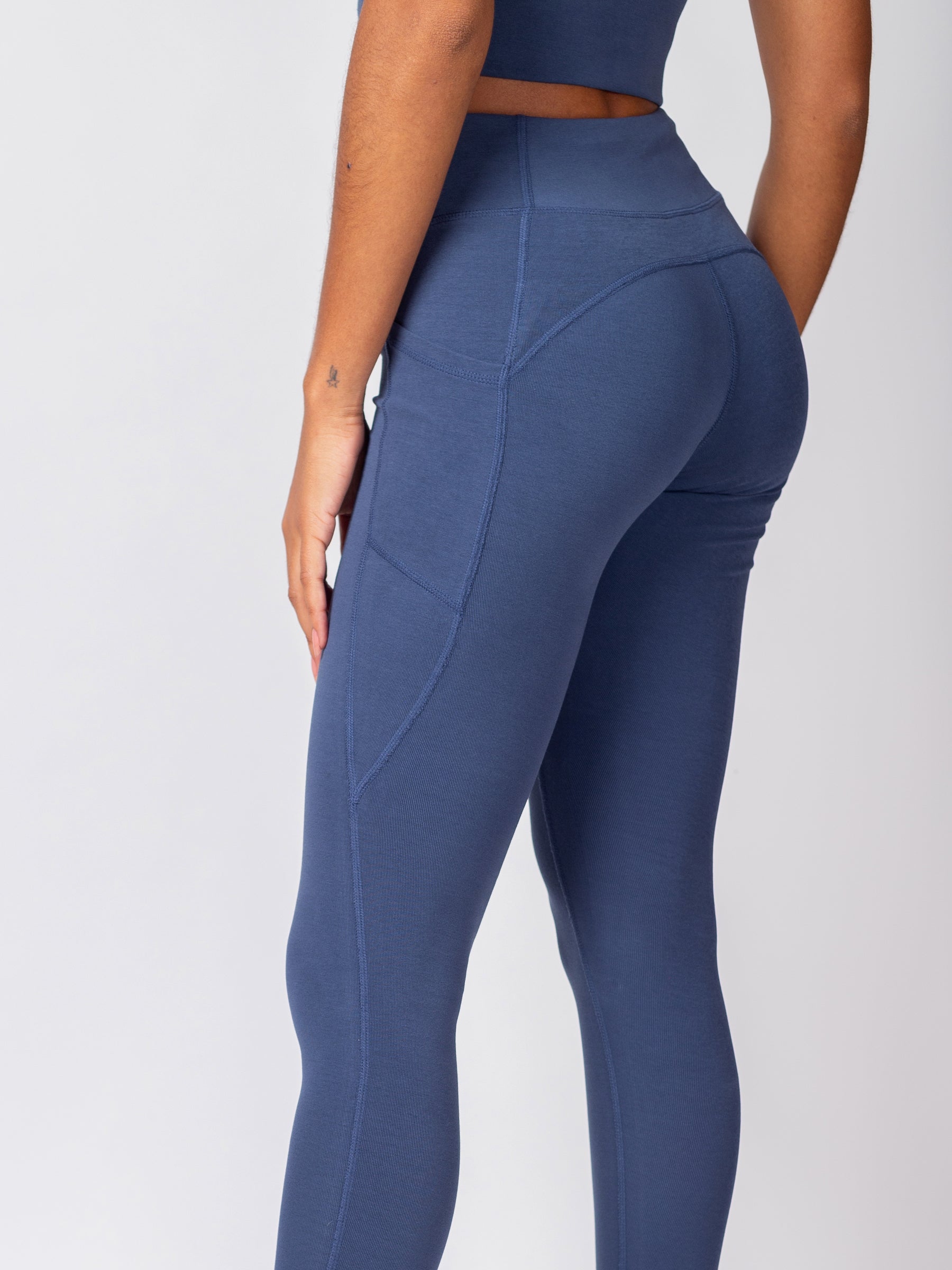 PlantTec™ Organic Leggings | Blueberry-Organic Activewear-Happy Earth
