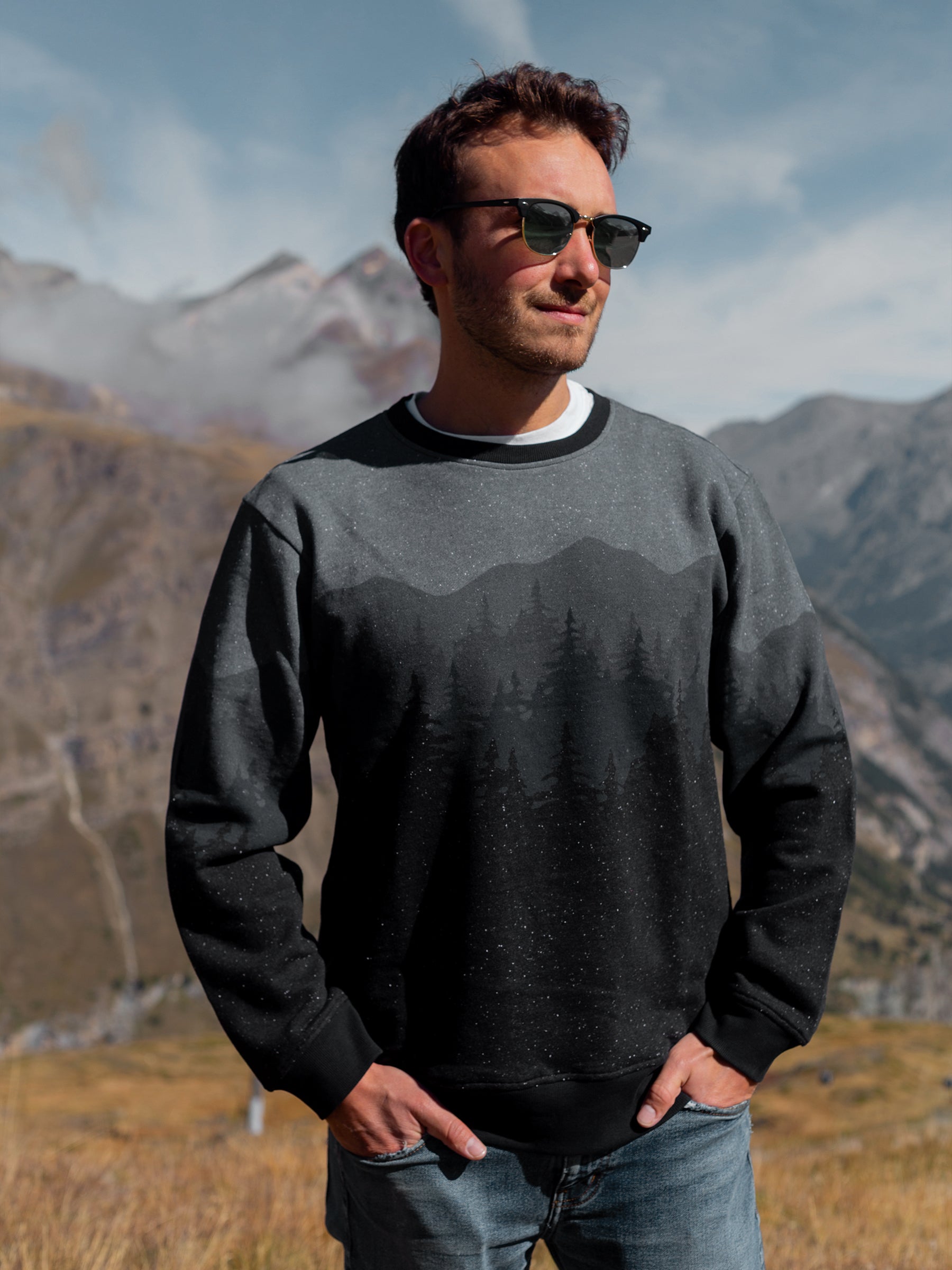 Dark Frost Pullover