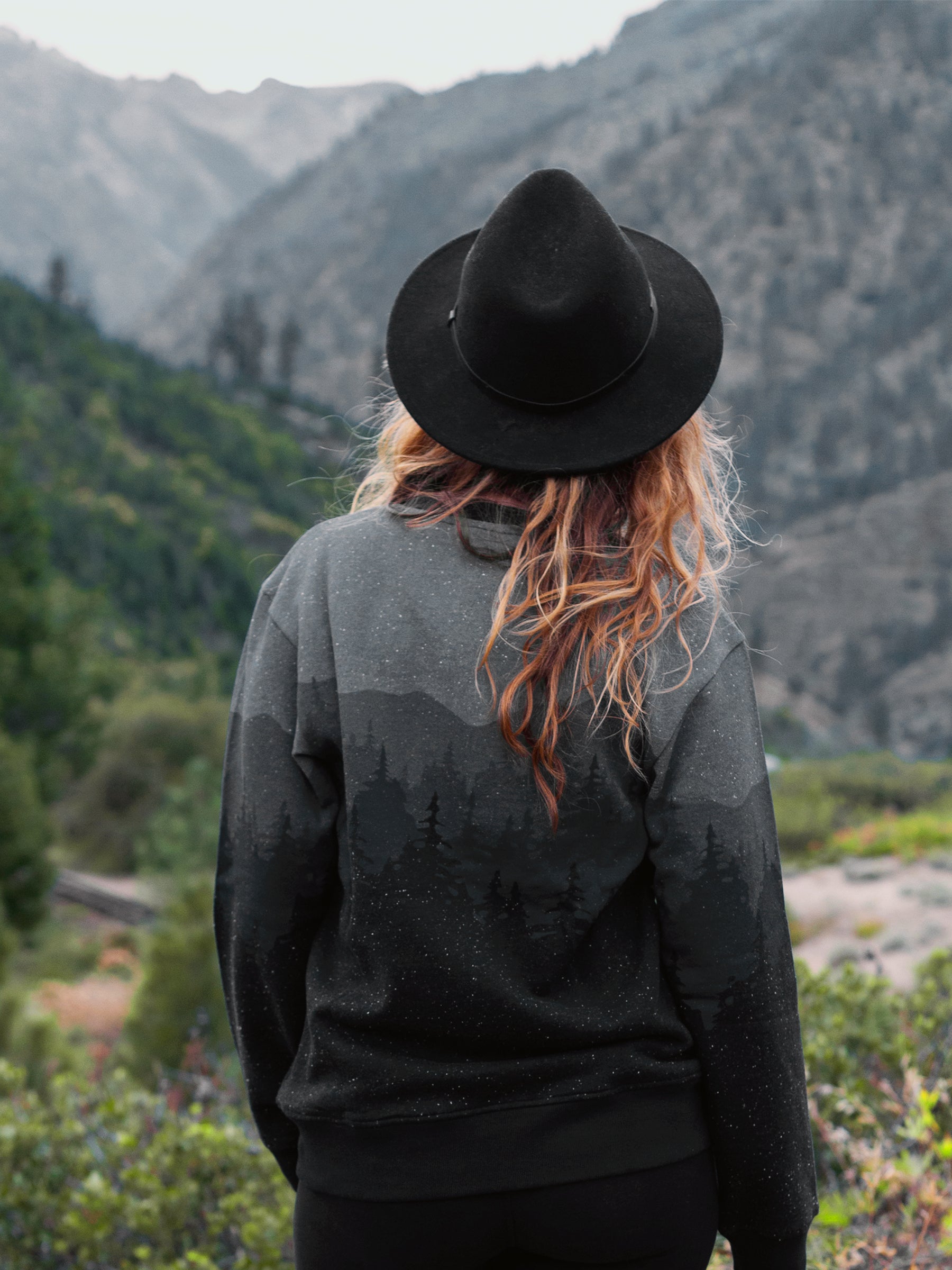 Dark Frost Pullover
