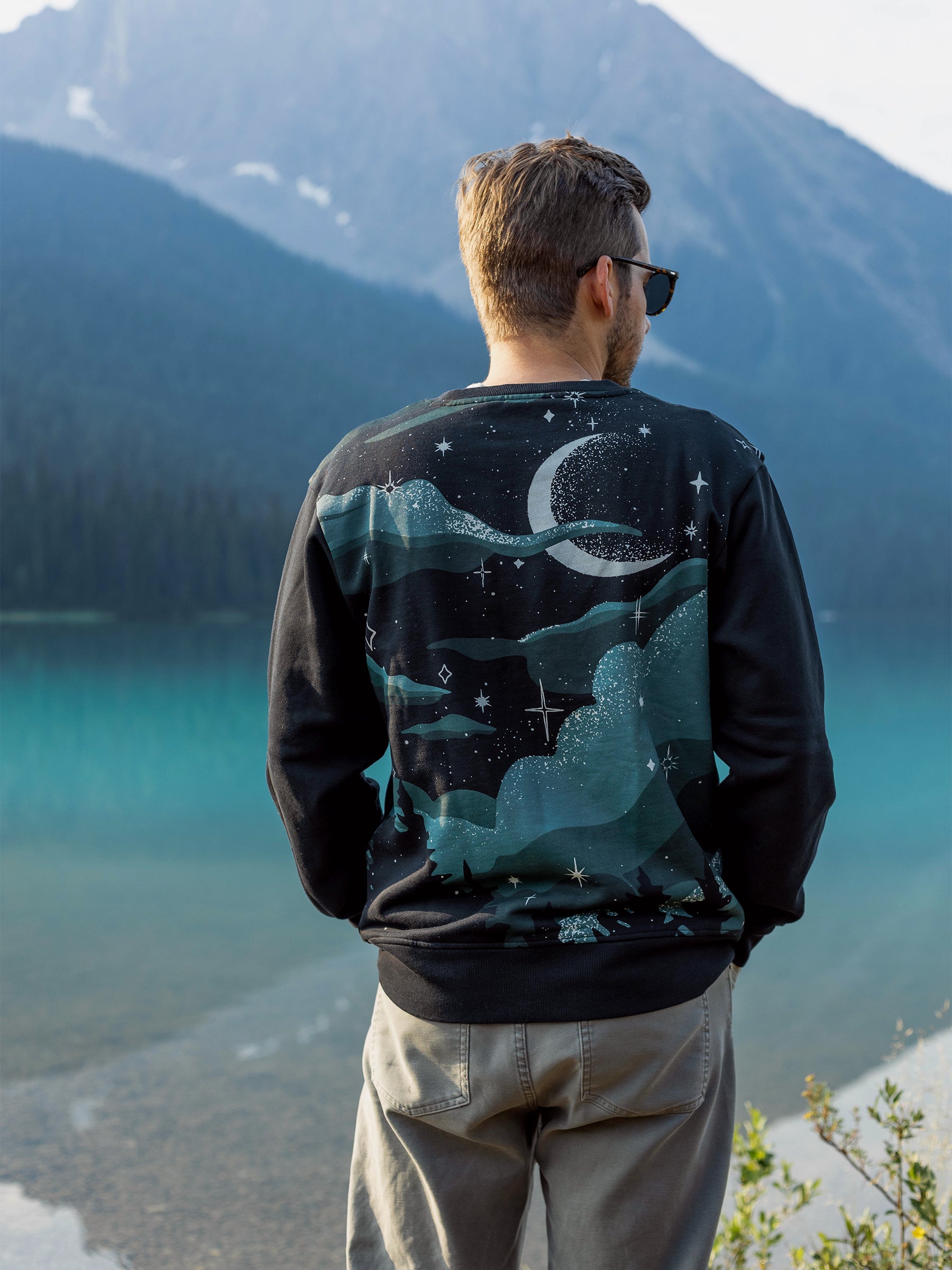 Nocturne Pullover