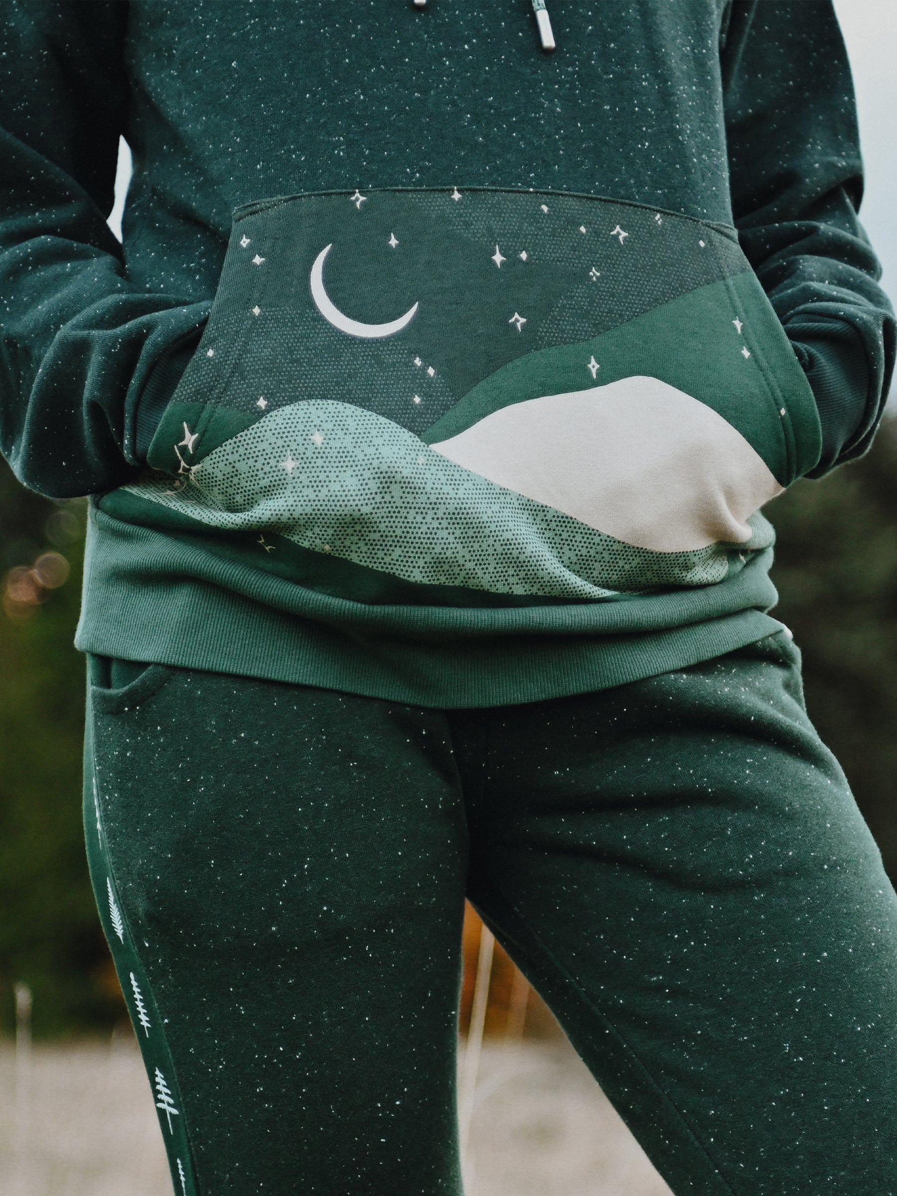 Stargaze Hoodie - Organic Cotton Fleeced Sweatshirt | Happy Earth