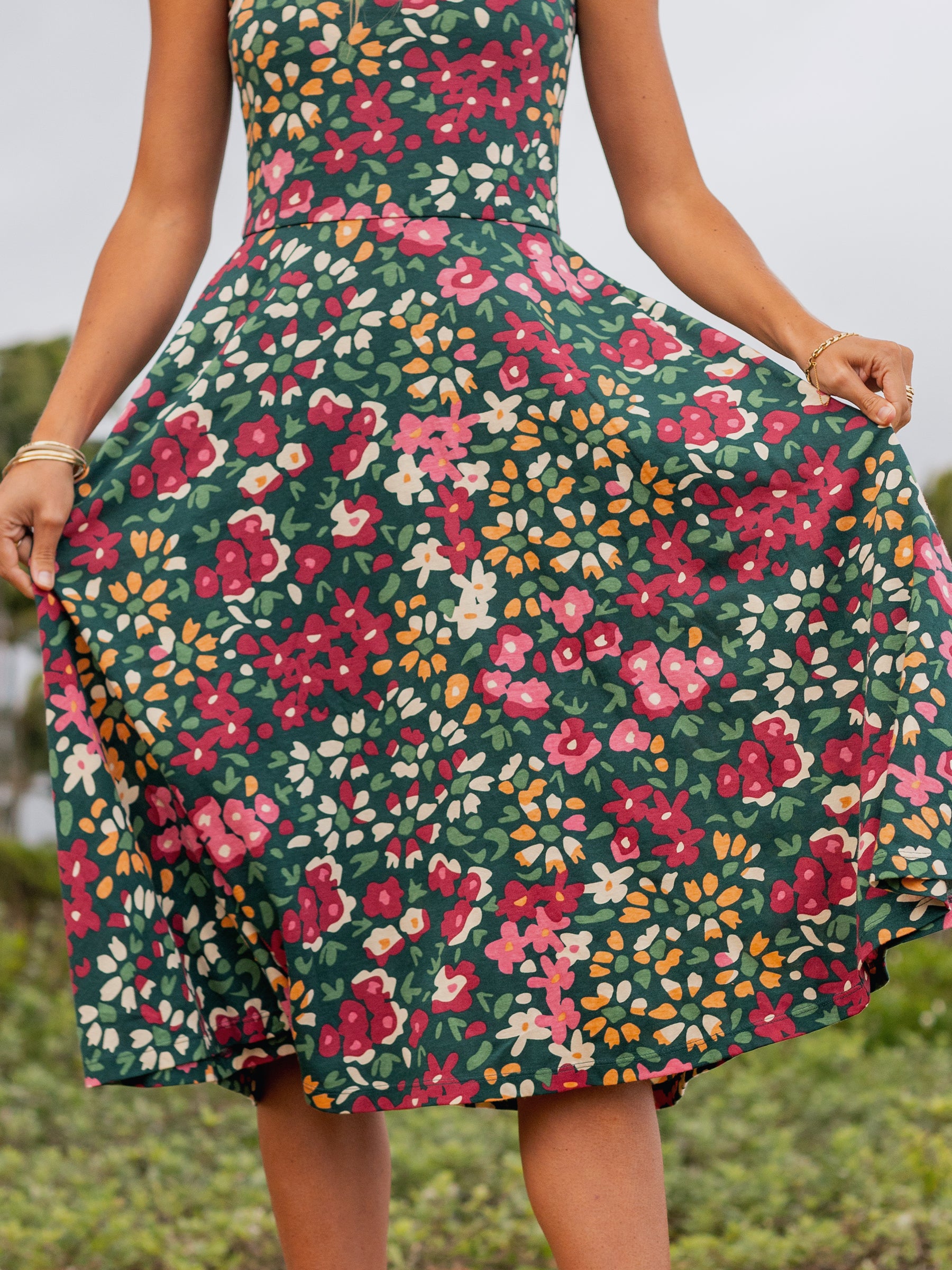 slim fit dress slacks Leah Green Floral Button- Up,V-Neck Midi Dress with Hem Ruffle – Sleeveless, Button-Up, Deadstock Rayon Xs main image 1
